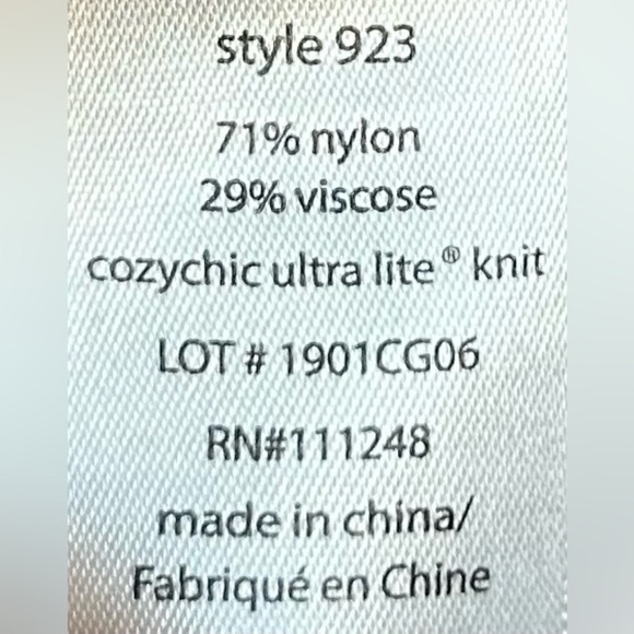 Barefoot Dreams Tan CozyChic Lite Weekend Wrap Poncho, One Size Fits Most - Picture 14 of 16